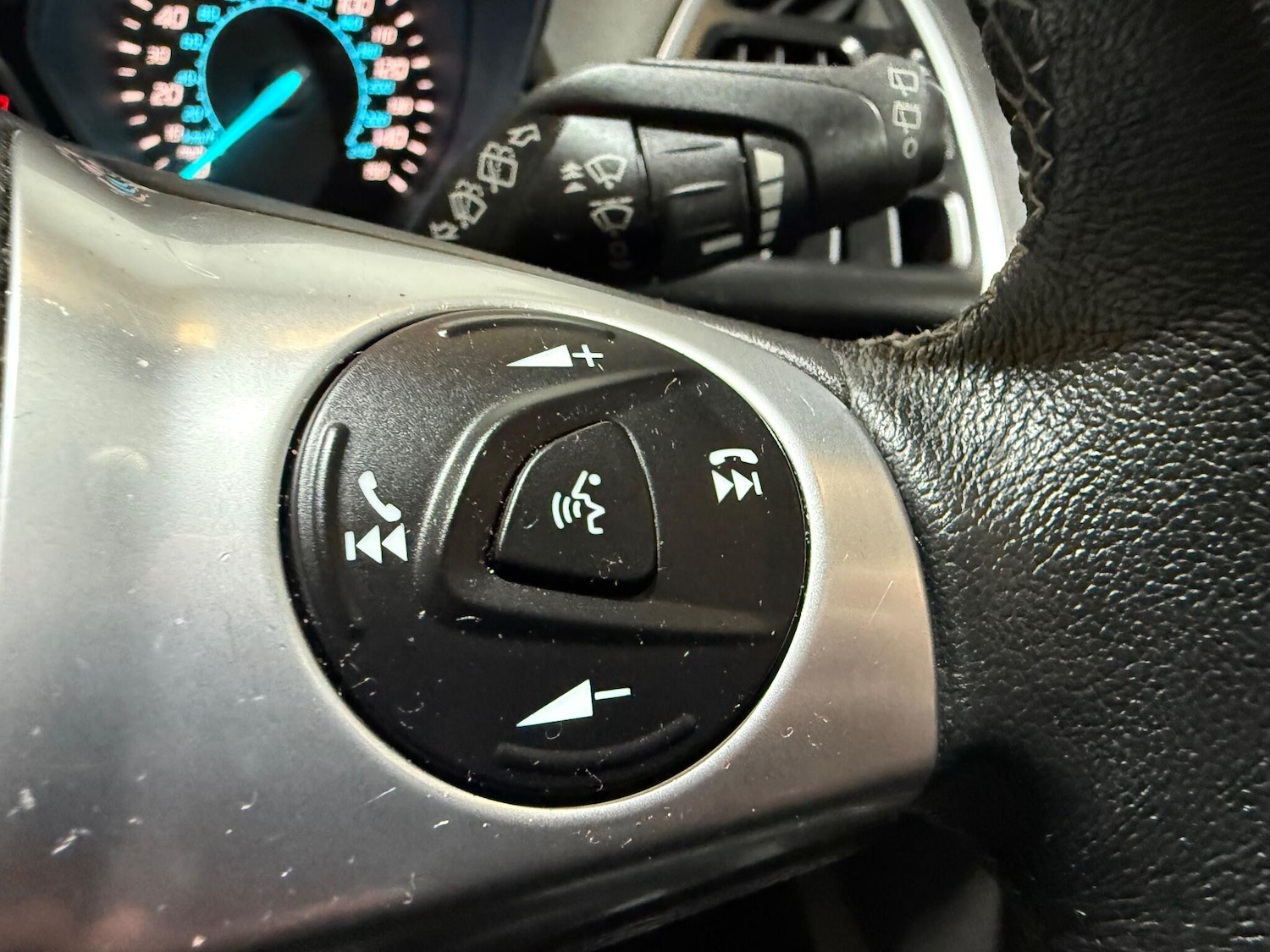 Used Ford Kuga 2014 for sale - 76137832: Photo 28