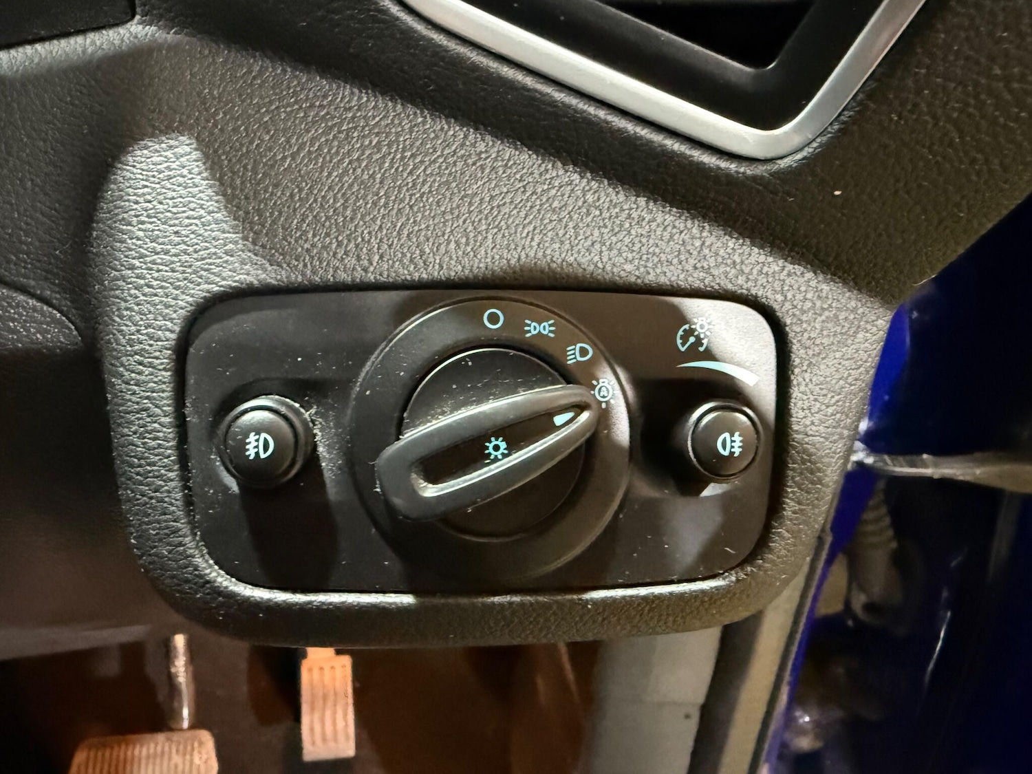 Used Ford Kuga 2014 for sale - 76137832: Photo 30