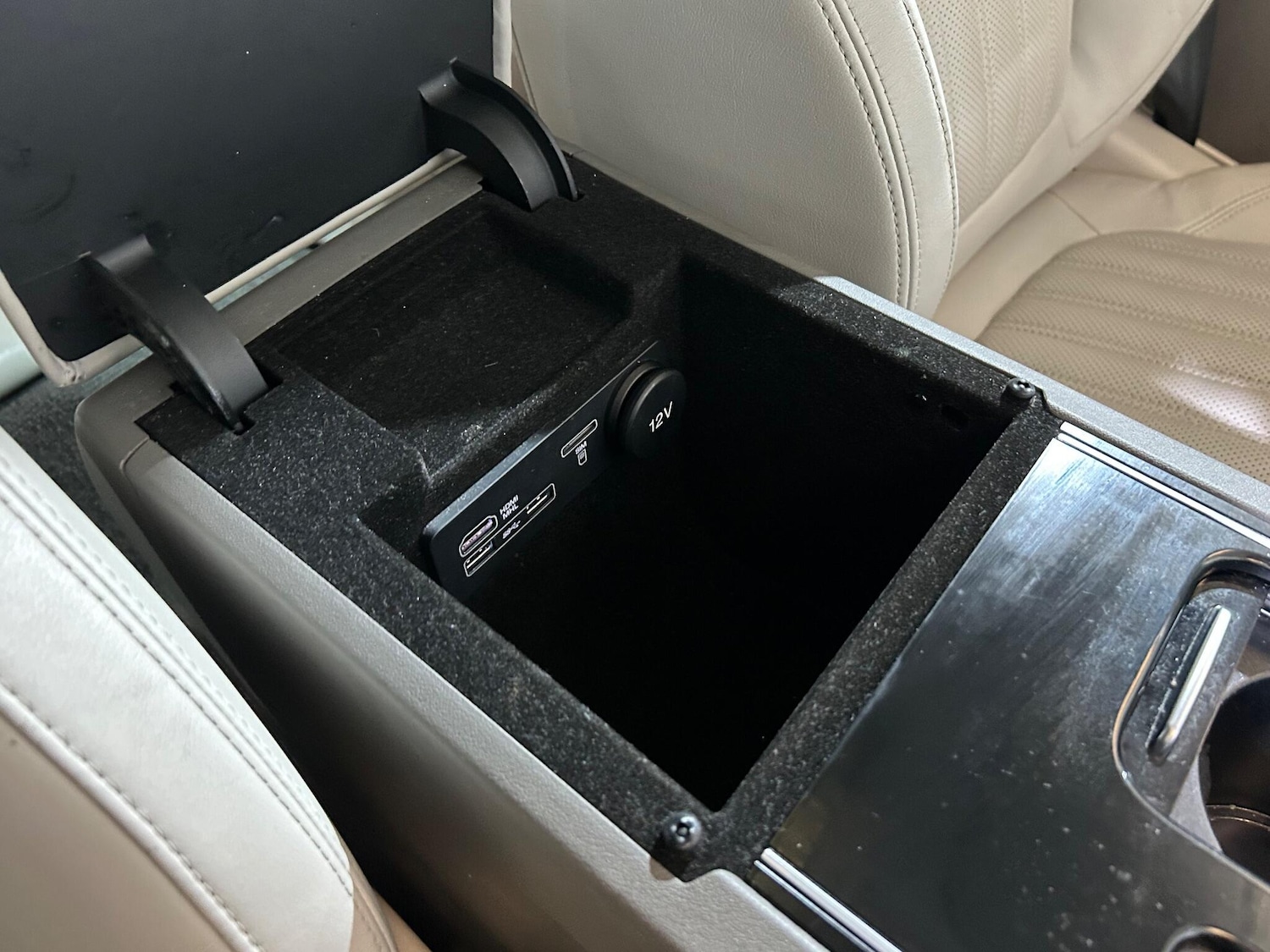 Used Jaguar F-Pace 2016 for sale - 76753050: Photo 48