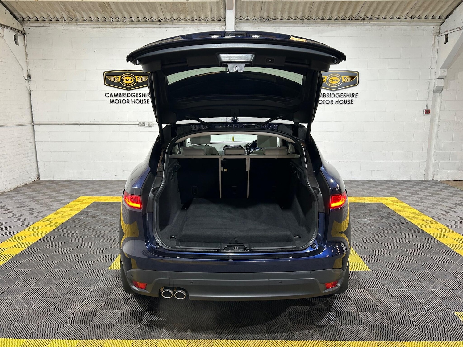 Used Jaguar F-Pace 2016 for sale - 76753050: Photo 51