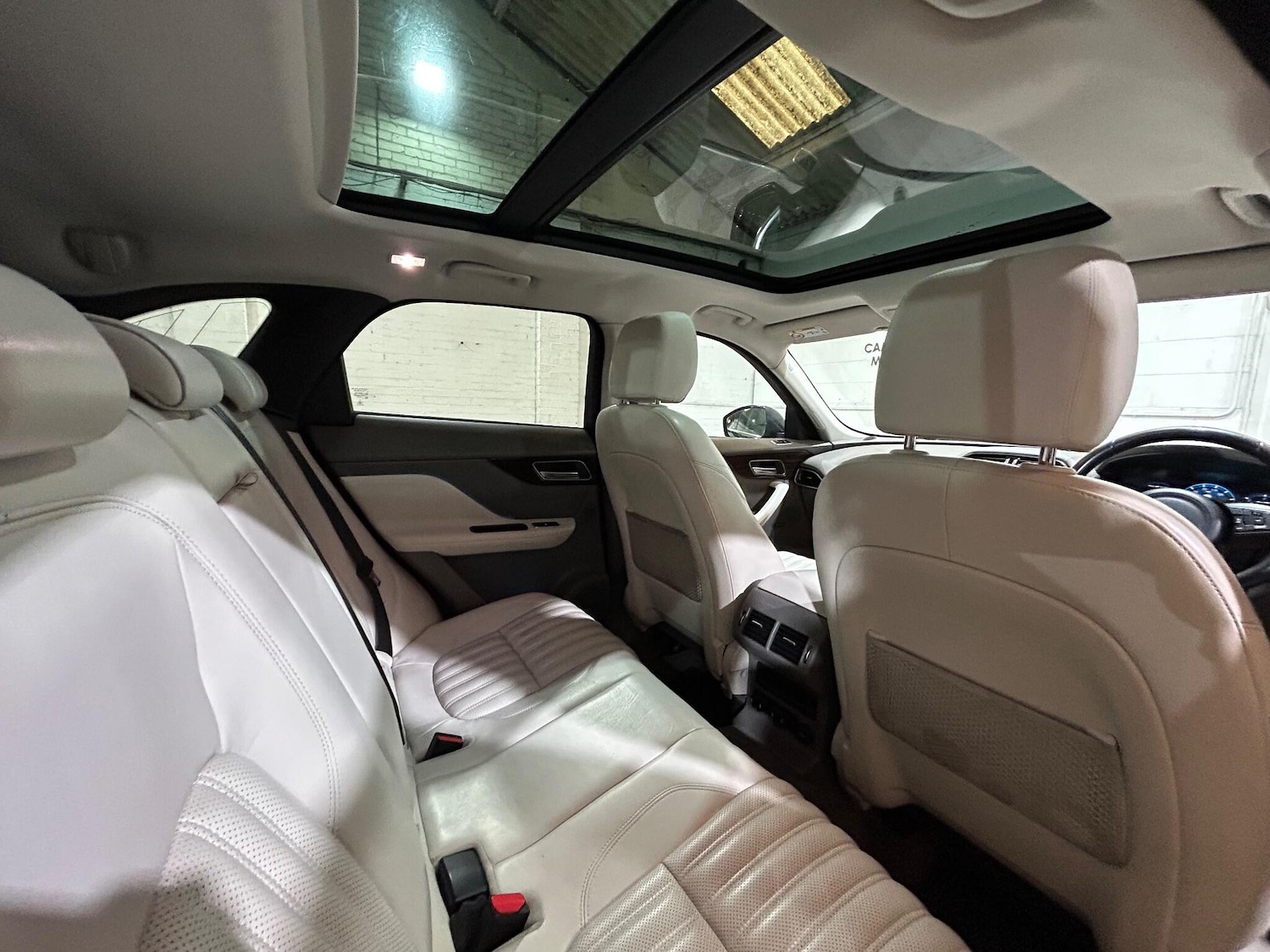 Used Jaguar F-Pace 2016 for sale - 76753050: Photo 62