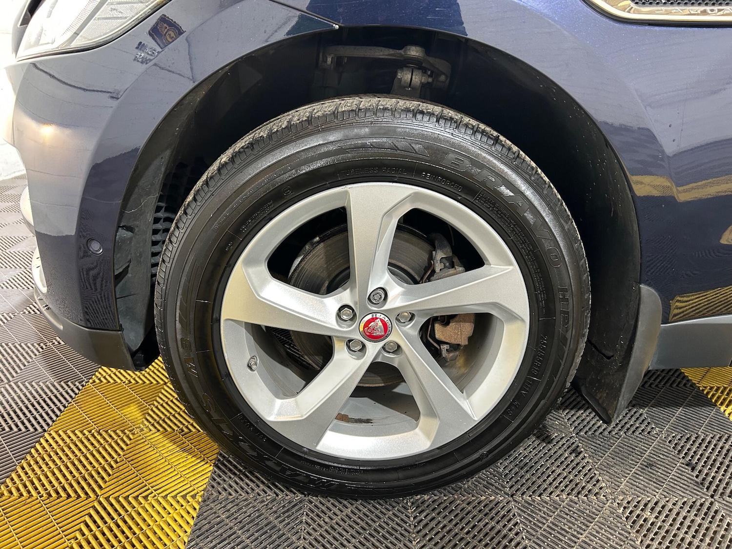 Used Jaguar F-Pace 2016 for sale - 76753050: Photo 77