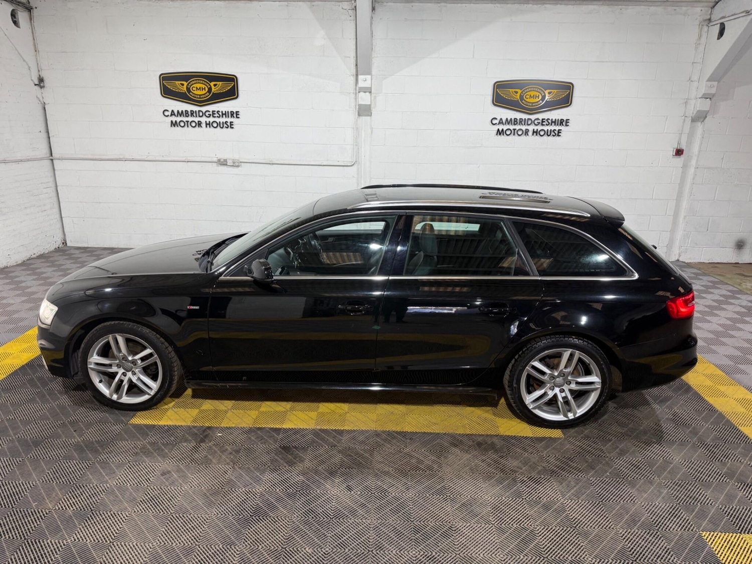 Used Audi A4 Avant 2015 for sale - 77637524: Photo 12