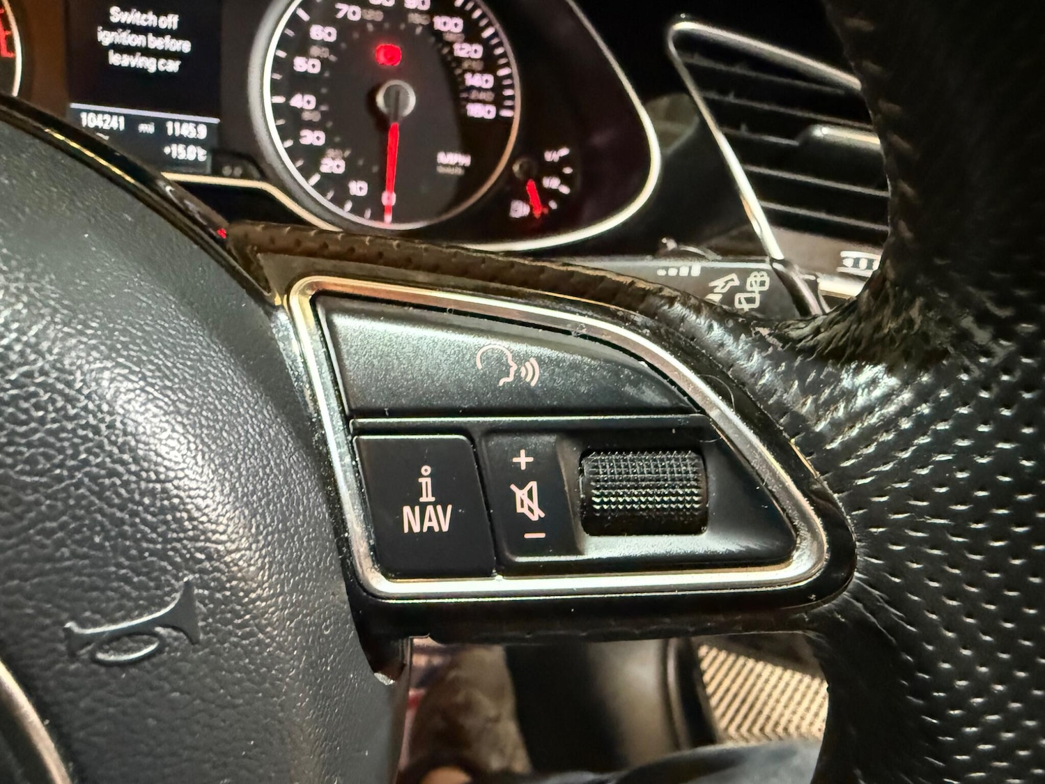 Used Audi A4 Avant 2015 for sale - 77637524: Photo 31