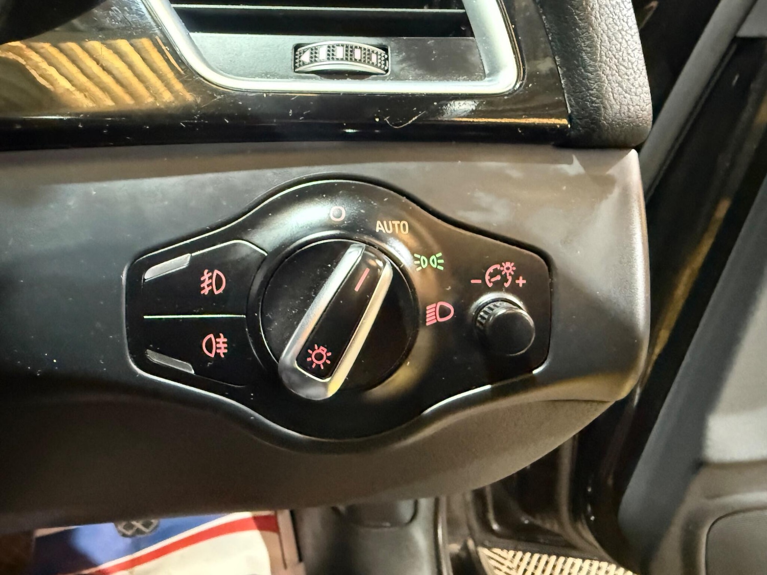 Used Audi A4 Avant 2015 for sale - 77637524: Photo 32