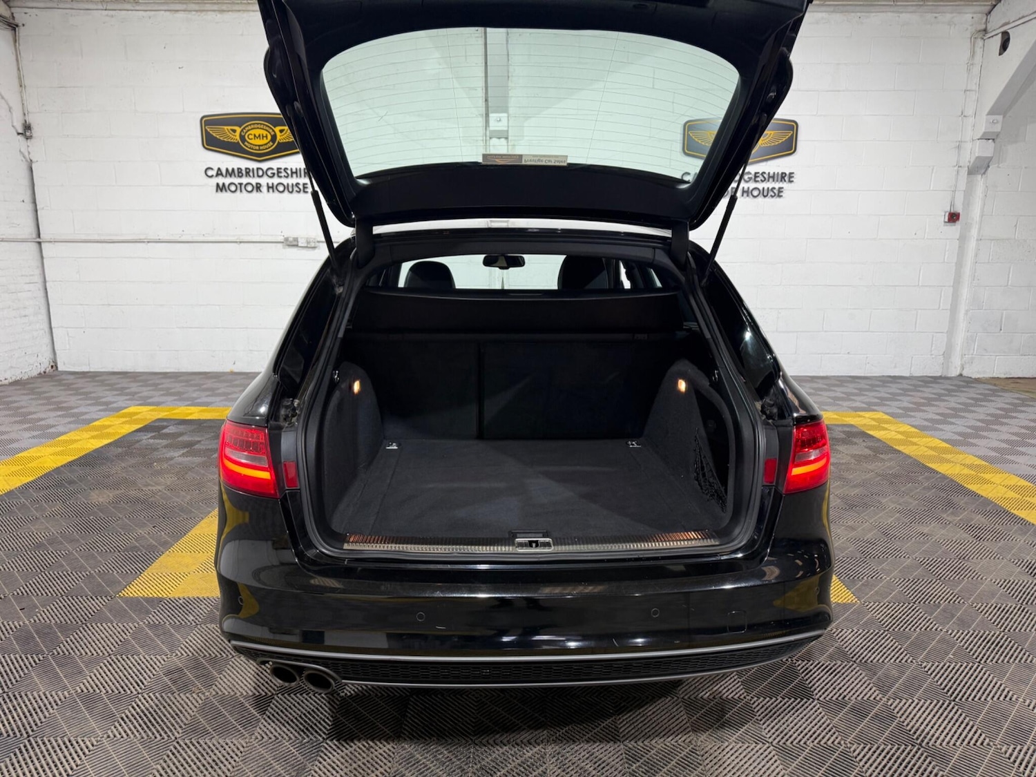 Used Audi A4 Avant 2015 for sale - 77637524: Photo 65