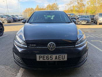 Used Volkswagen Golf 2015 for sale - 76371007: Photo