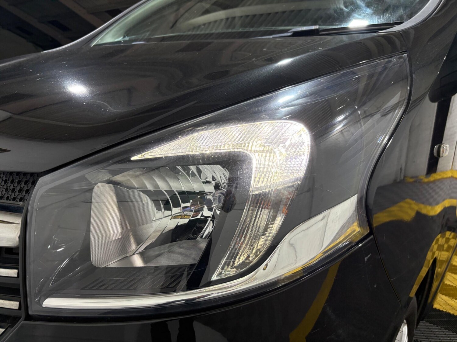 Used Vauxhall Vivaro 2017 for sale - 75707598: Photo 17