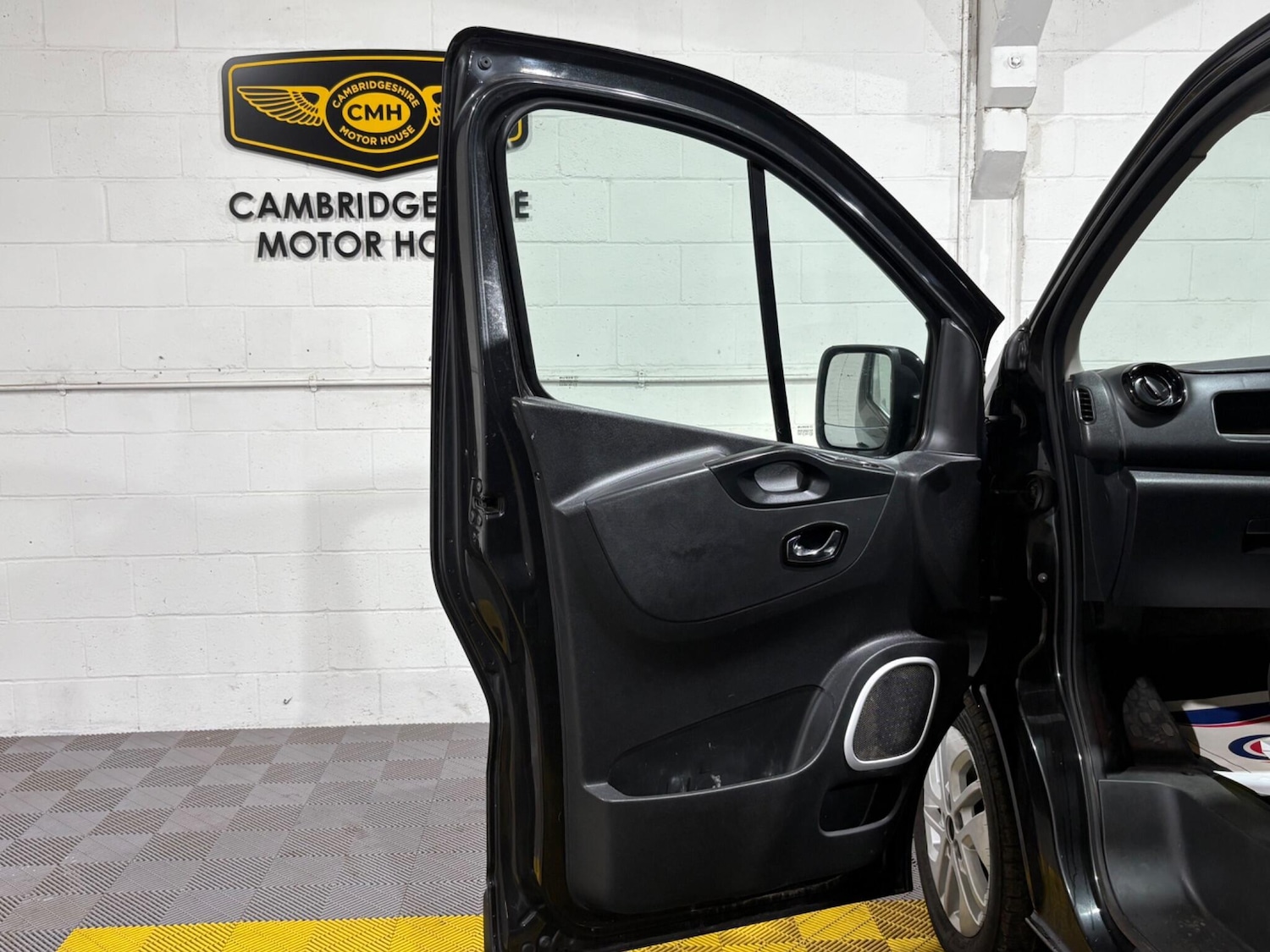 Used Vauxhall Vivaro 2017 for sale - 75707598: Photo 24