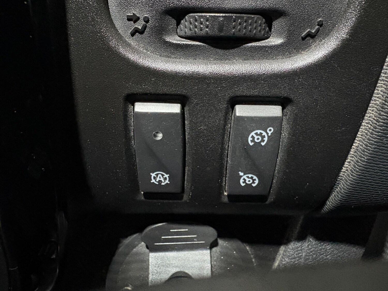 Used Vauxhall Vivaro 2017 for sale - 75707598: Photo 8