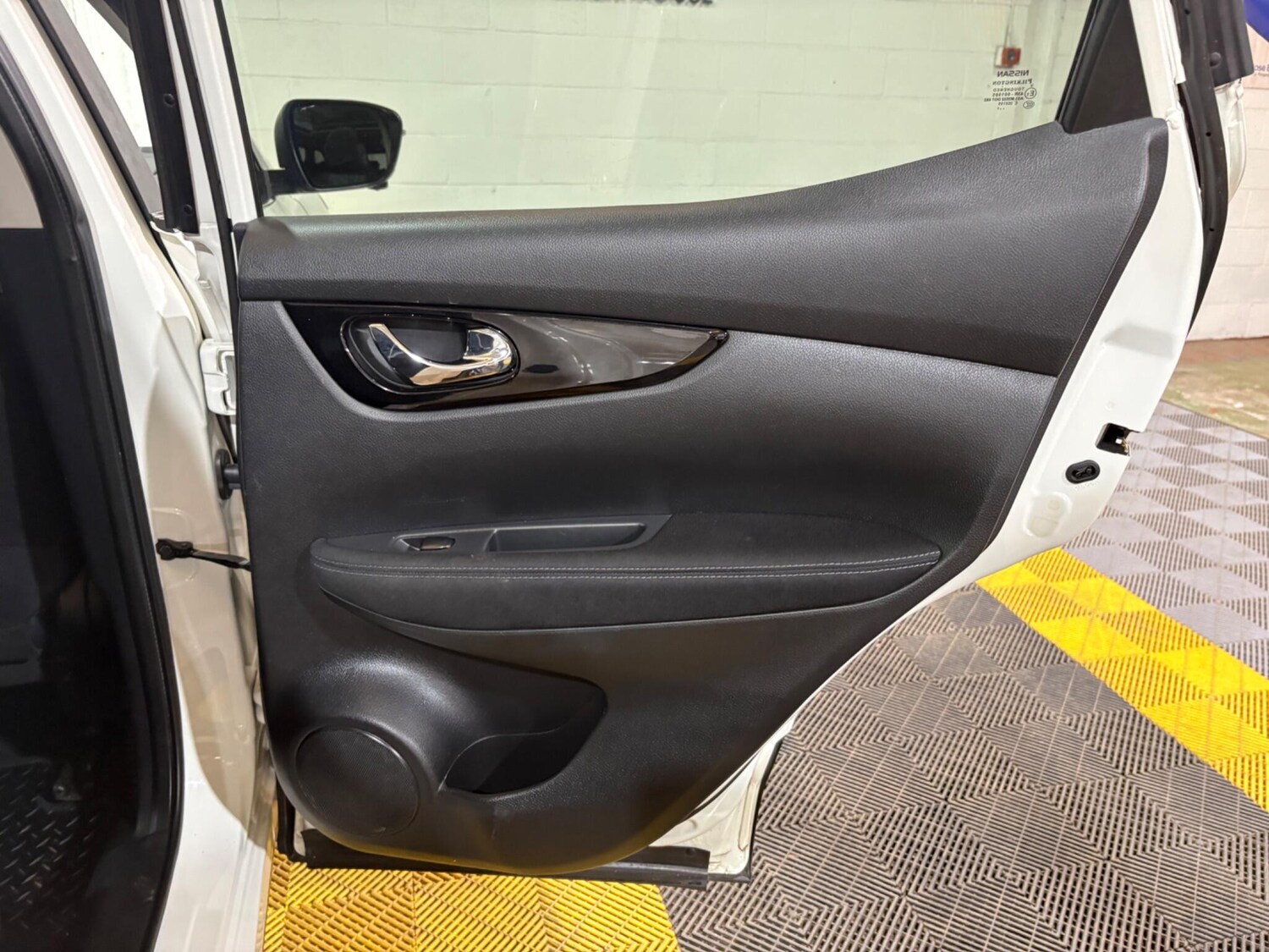 Used Nissan Qashqai for sale - 77824915: Photo 35