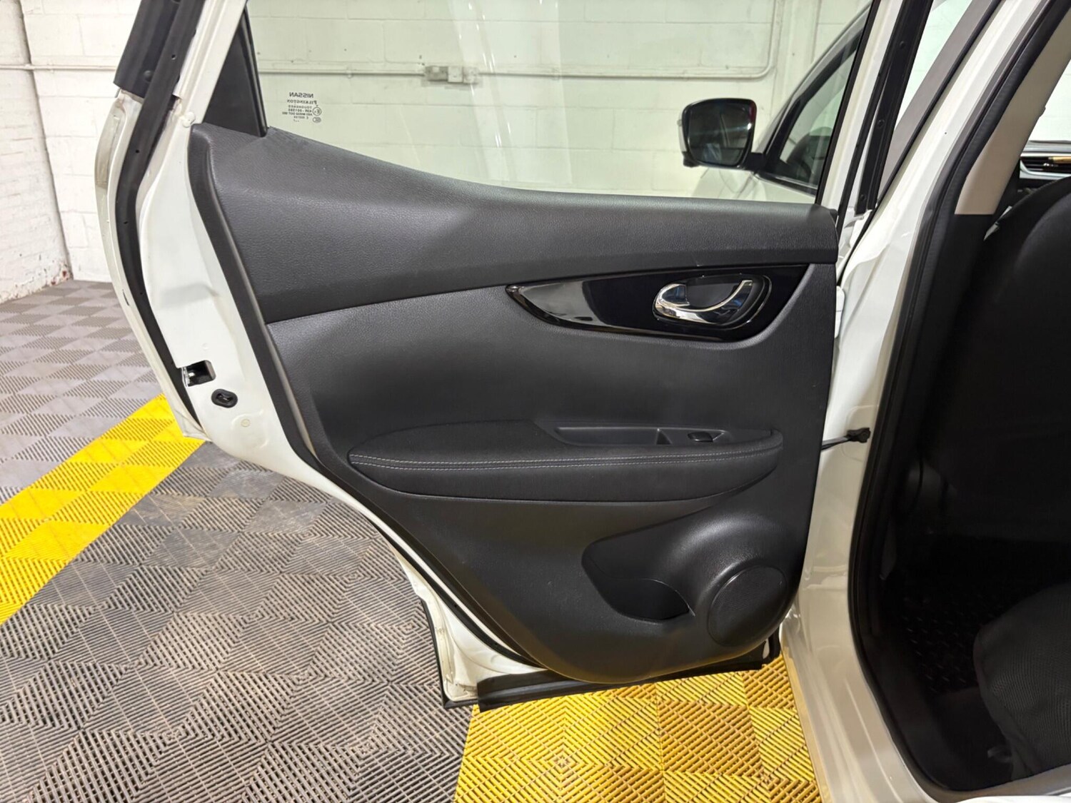 Used Nissan Qashqai for sale - 77824915: Photo 41