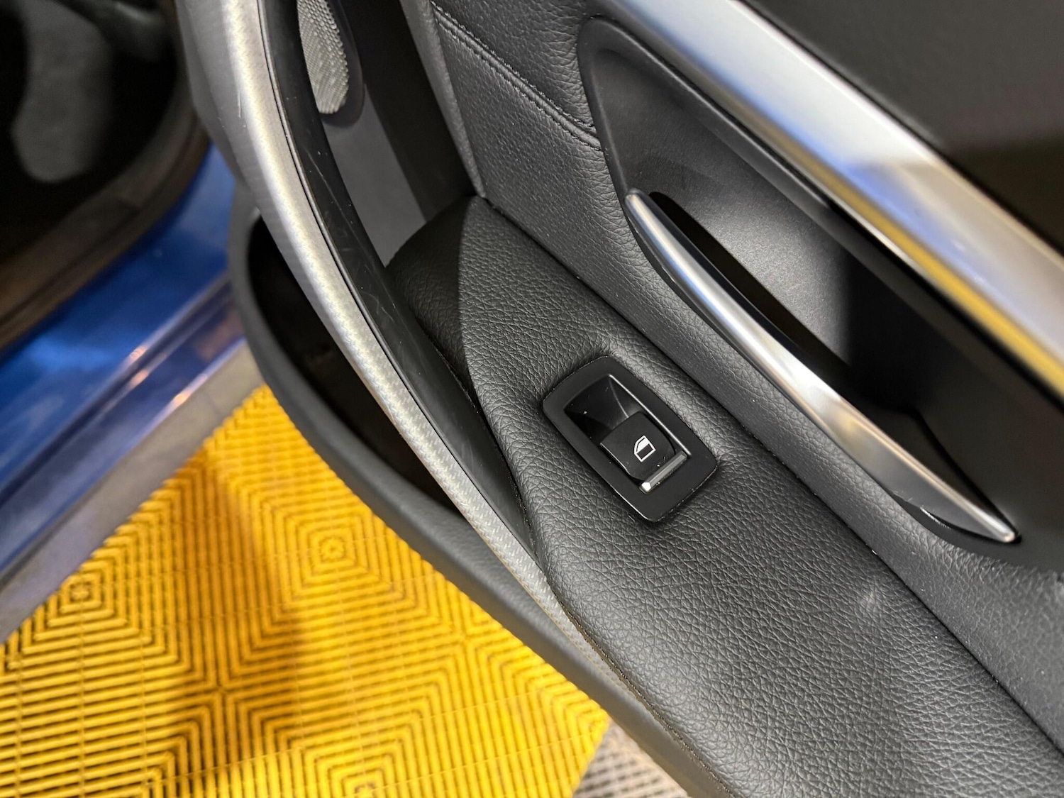 Used BMW 3 Series 2018 for sale - 77387549: Photo 48