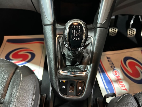 Used Vauxhall Zafira Tourer 2017 for sale - 76084149: Photo 19