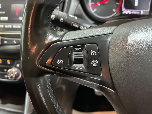 Used Vauxhall Zafira Tourer 2017 for sale - 76084149: Photo 26