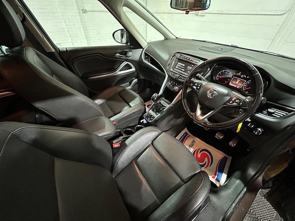 Used Vauxhall Zafira Tourer 2017 for sale - 76084149: Photo 28