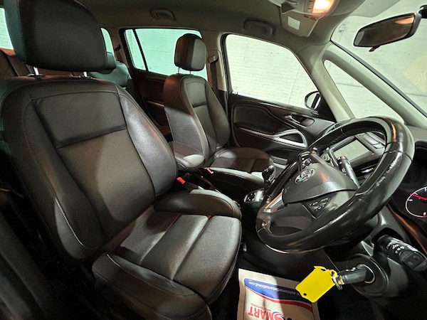 Used Vauxhall Zafira Tourer 2017 for sale - 76084149: Photo 29