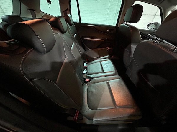 Used Vauxhall Zafira Tourer 2017 for sale - 76084149: Photo 40
