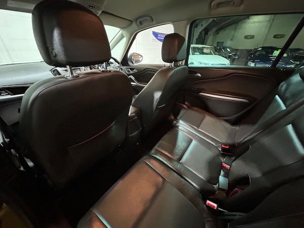 Used Vauxhall Zafira Tourer 2017 for sale - 76084149: Photo 53