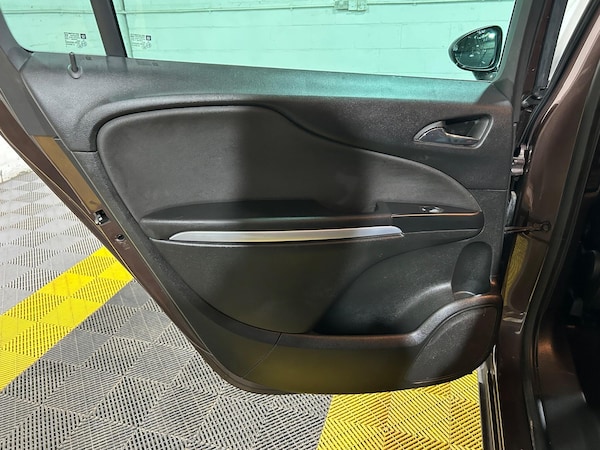 Used Vauxhall Zafira Tourer 2017 for sale - 76084149: Photo 59