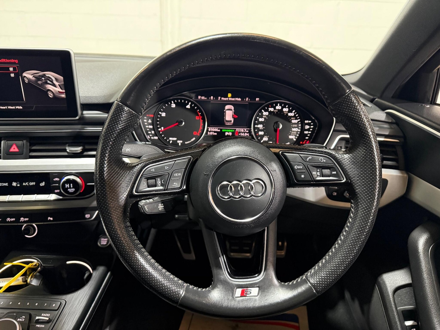 Used Audi A4 Avant 2017 for sale - 76270188: Photo 43