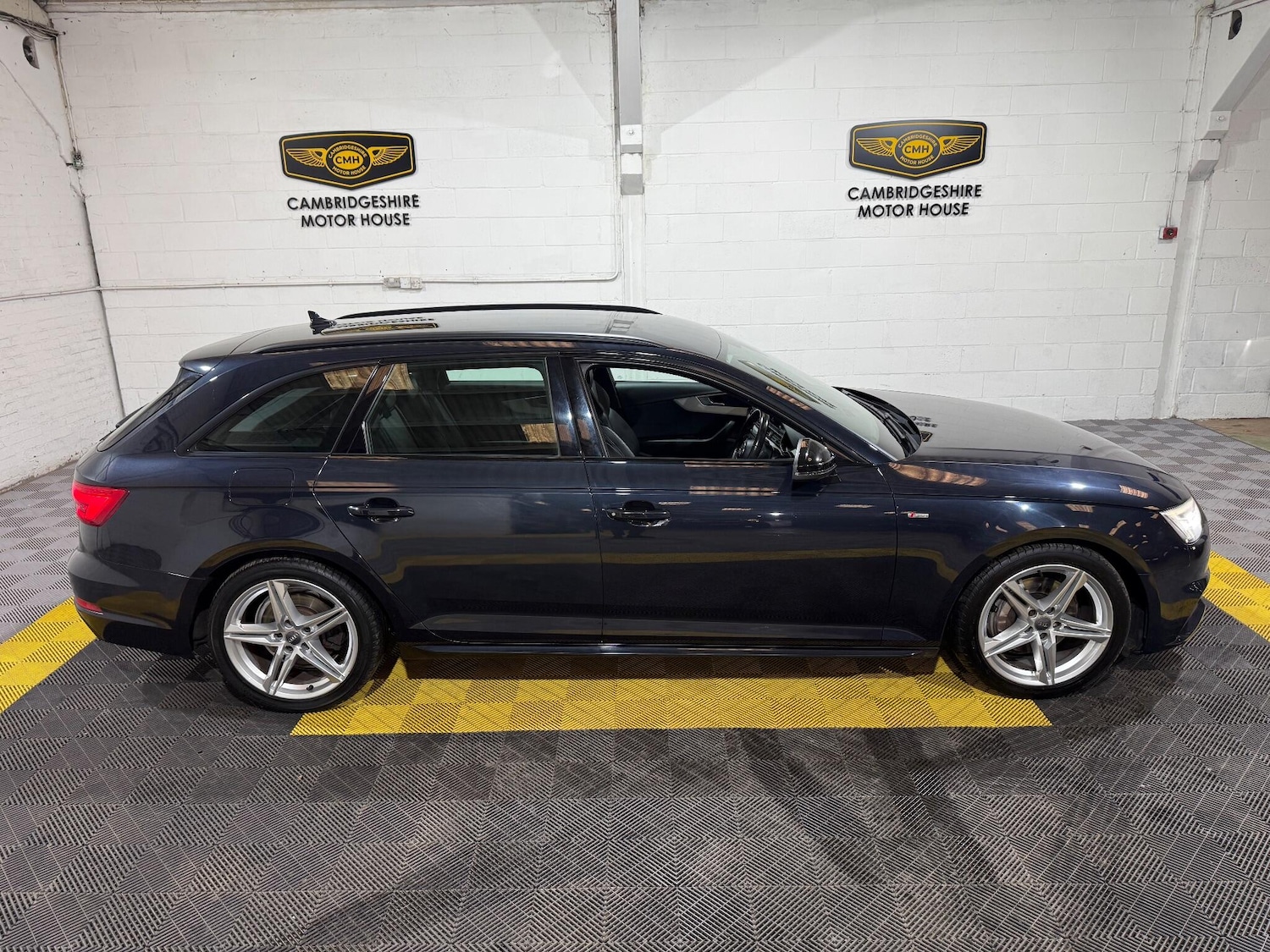 Used Audi A4 Avant 2017 for sale - 76270188: Photo 46