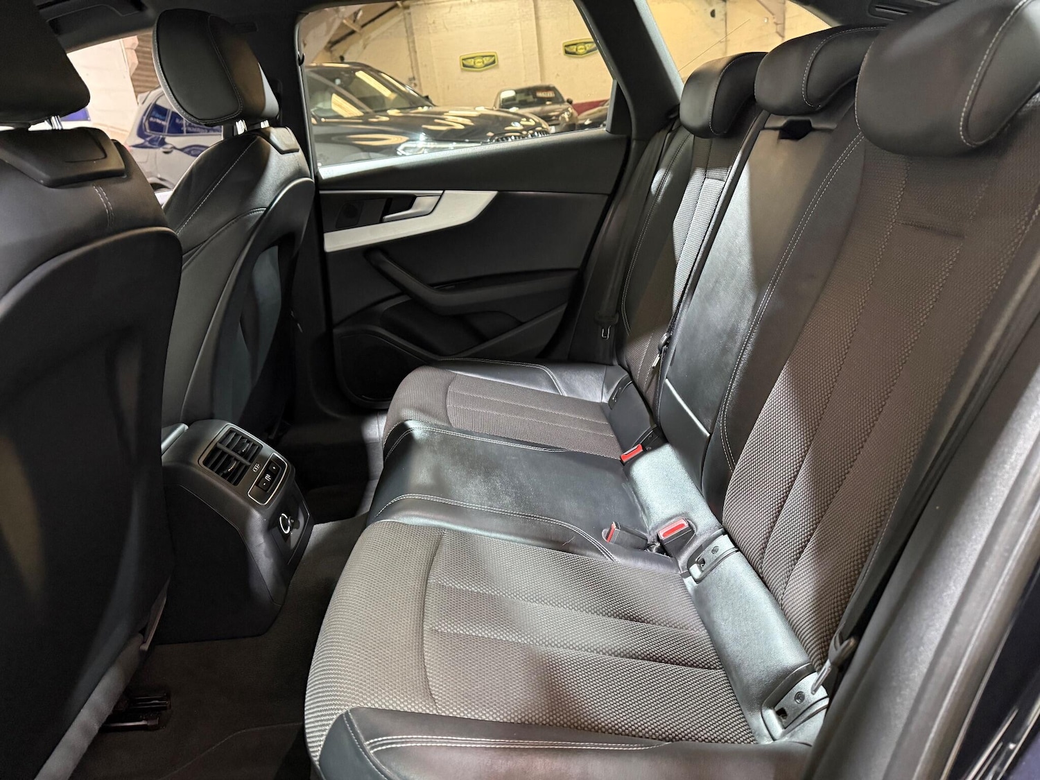 Used Audi A4 Avant 2017 for sale - 76270188: Photo 52