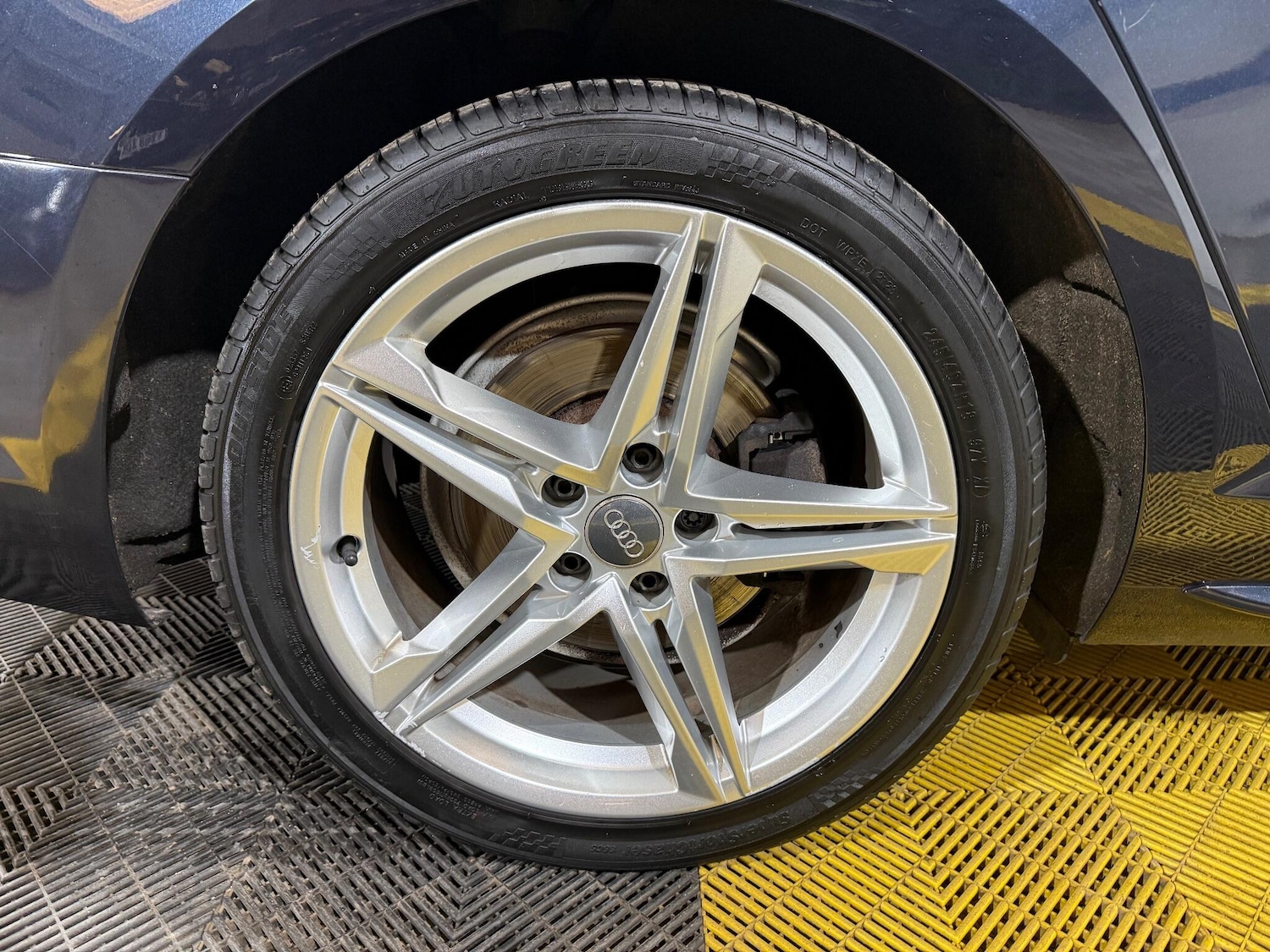 Used Audi A4 Avant 2017 for sale - 76270188: Photo 74