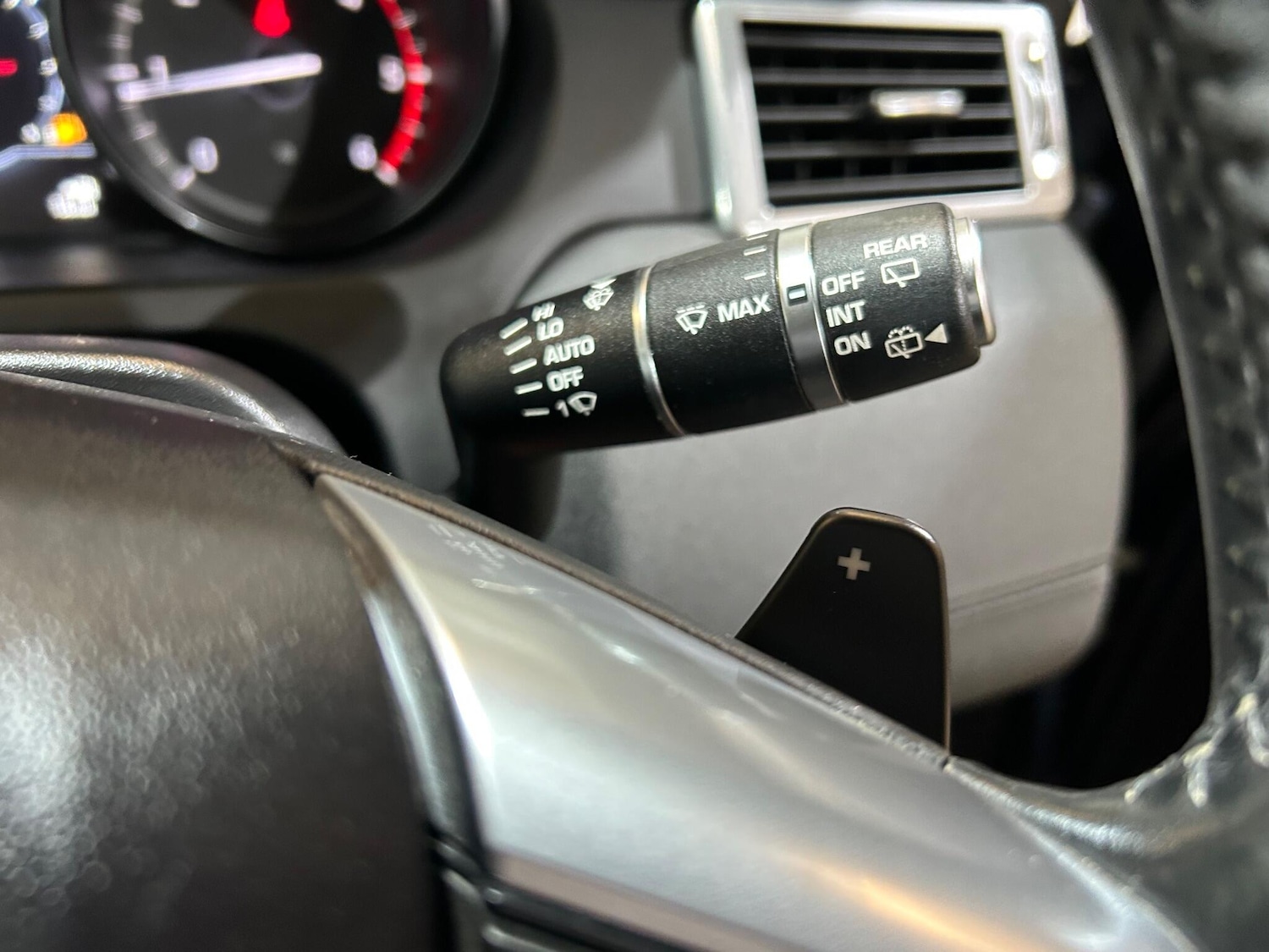 Used Land Rover Discovery Sport 2016 for sale - 76991719: Photo 33