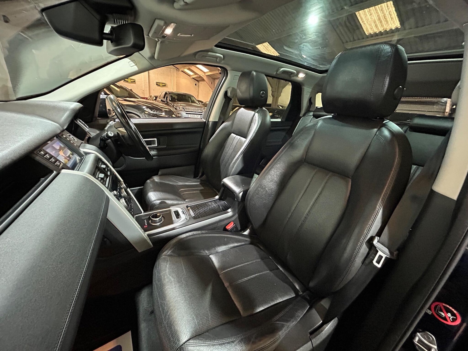 Used Land Rover Discovery Sport 2016 for sale - 76991719: Photo 8