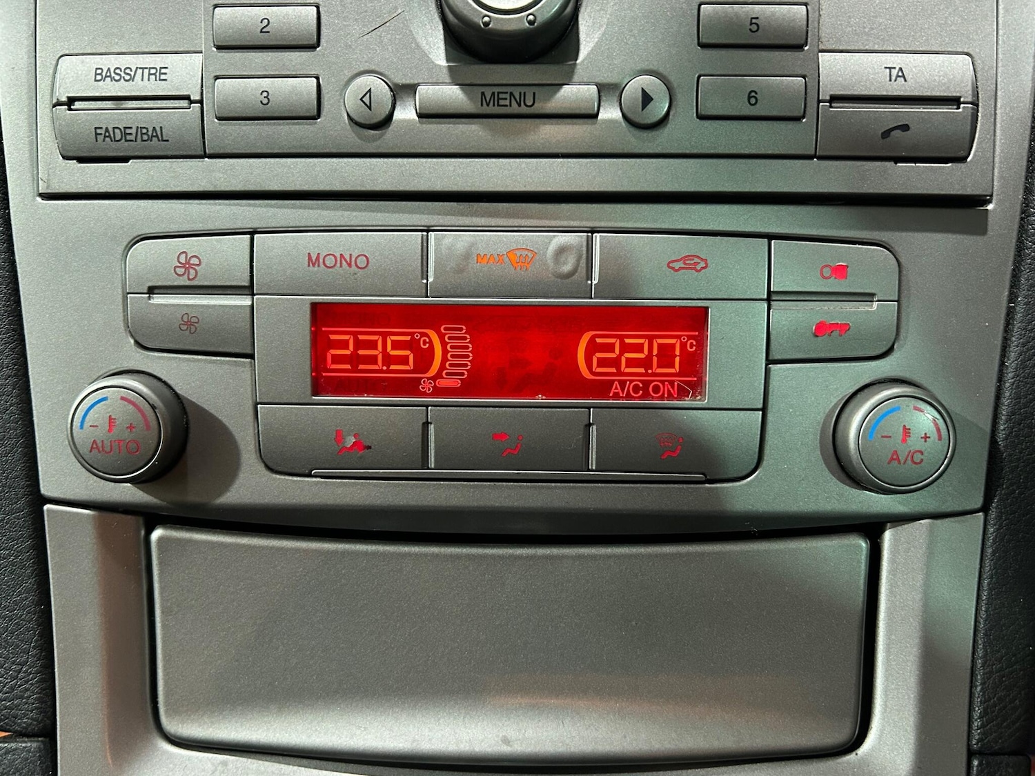 Used Ford Galaxy 2007 for sale - 76667321: Photo 22