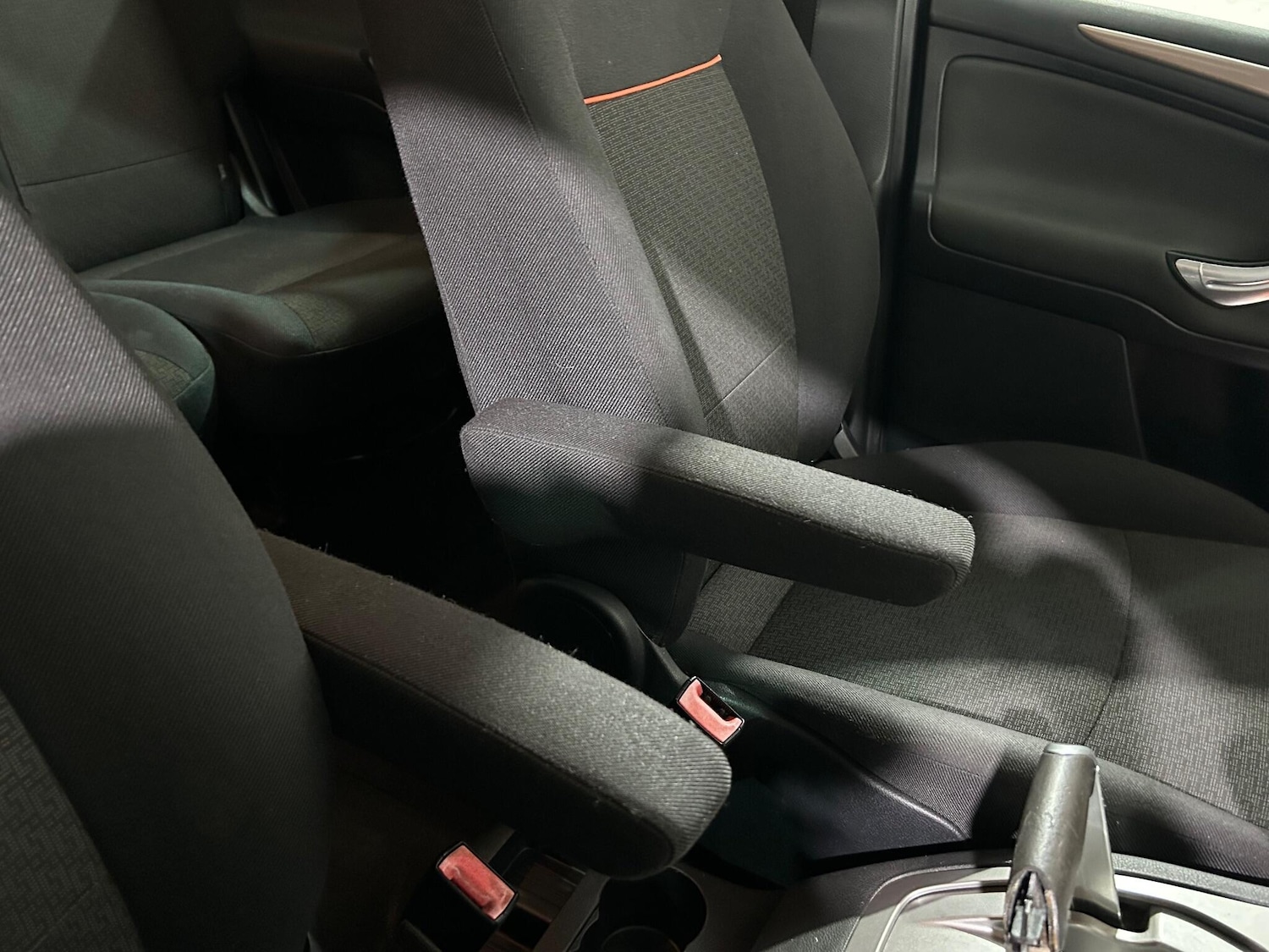 Used Ford Galaxy 2007 for sale - 76667321: Photo 28