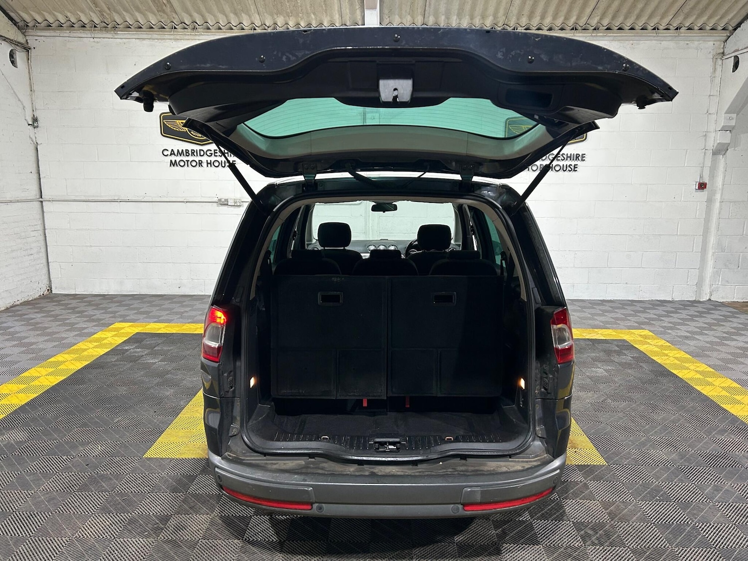 Used Ford Galaxy 2007 for sale - 76667321: Photo 48