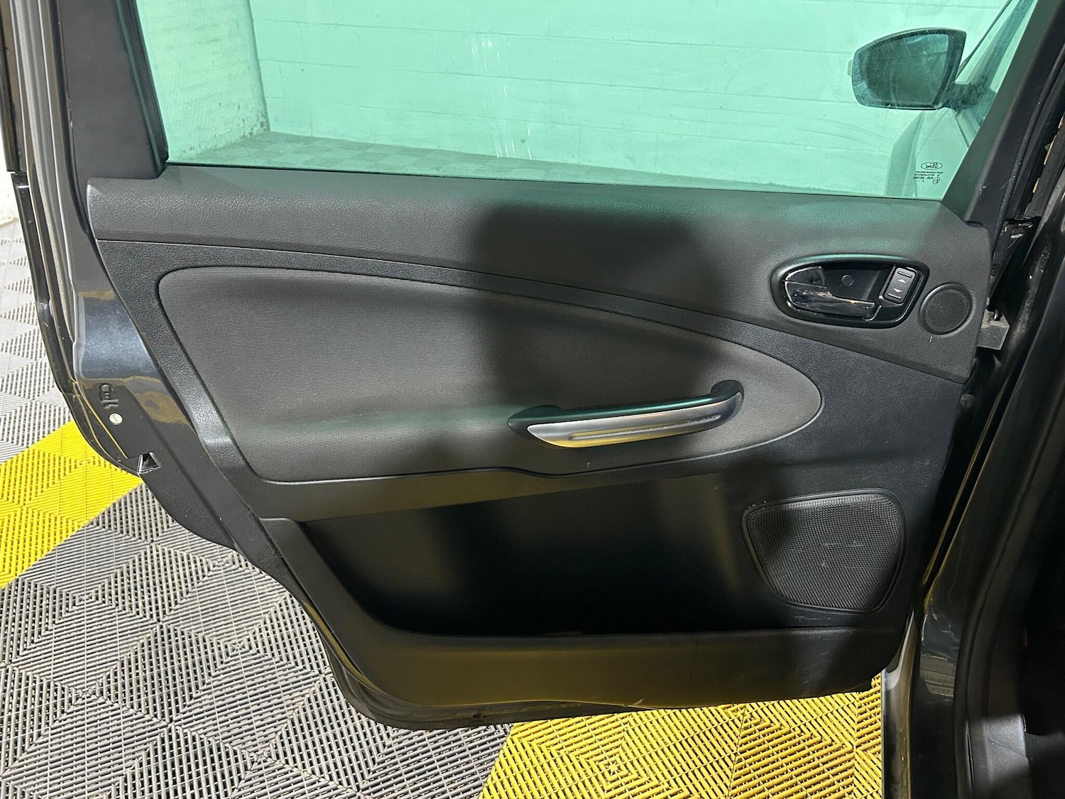 Used Ford Galaxy 2007 for sale - 76667321: Photo 51