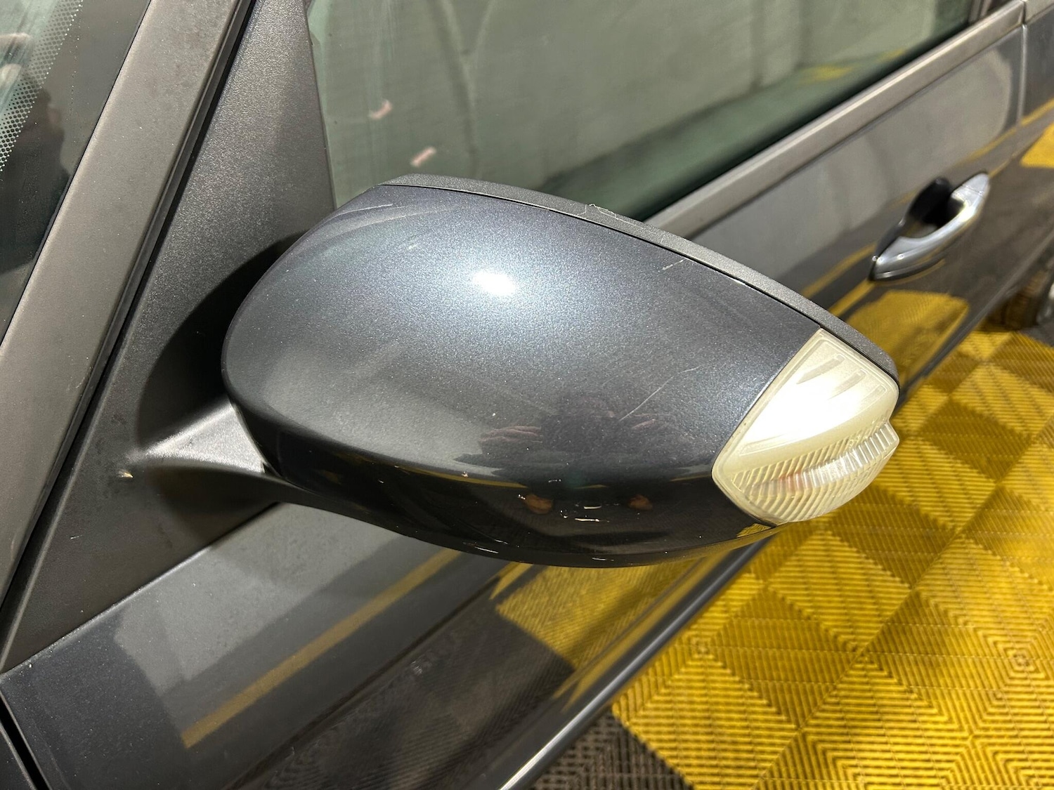 Used Ford Galaxy 2007 for sale - 76667321: Photo 65