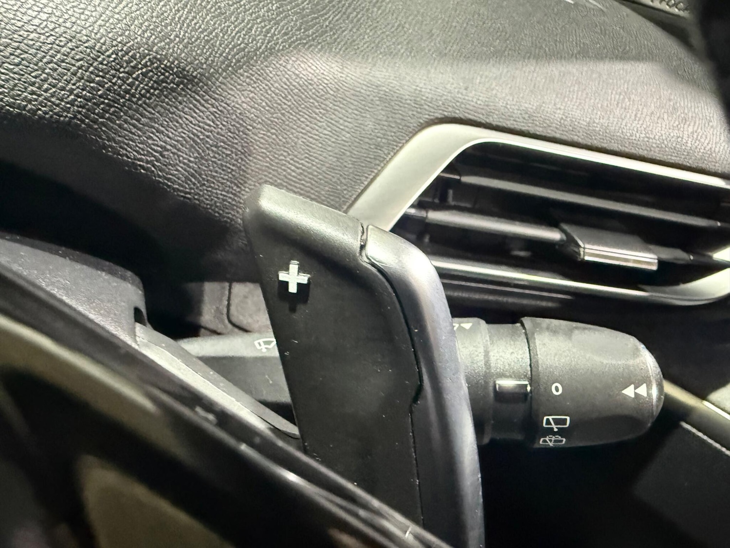 Used Peugeot 3008 for sale - 77882899: Photo 31