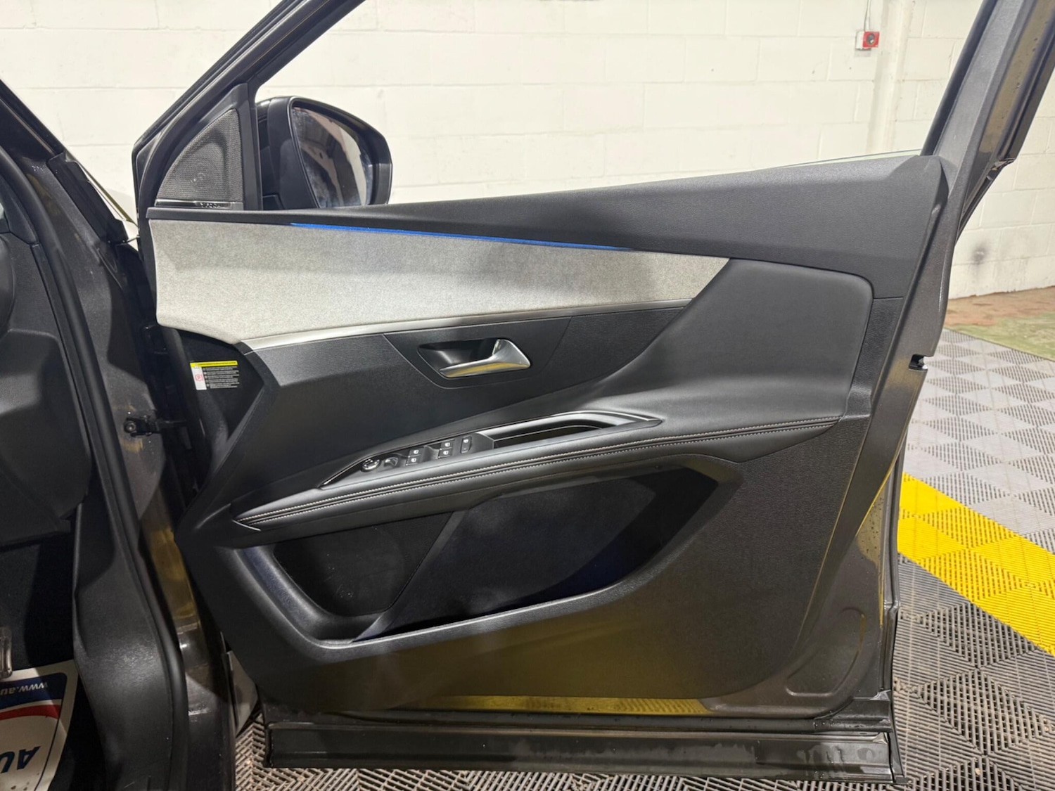 Used Peugeot 3008 for sale - 77882899: Photo 39