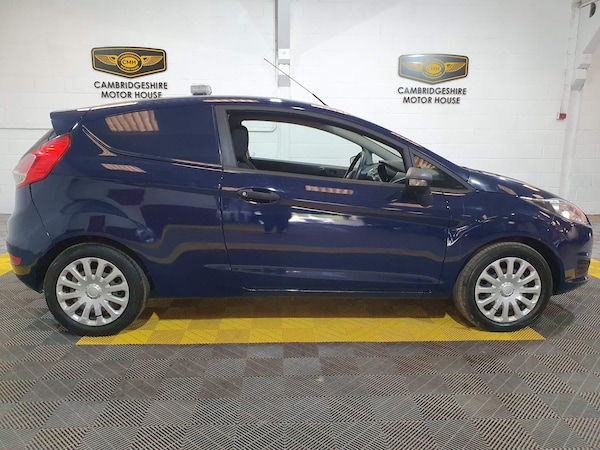 Used Ford Fiesta Van 2016 for sale - 74382797: Photo 10