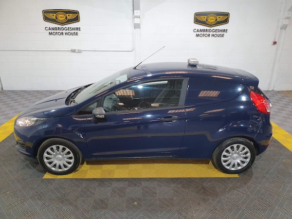 Used Ford Fiesta Van 2016 for sale - 74382797: Photo 14
