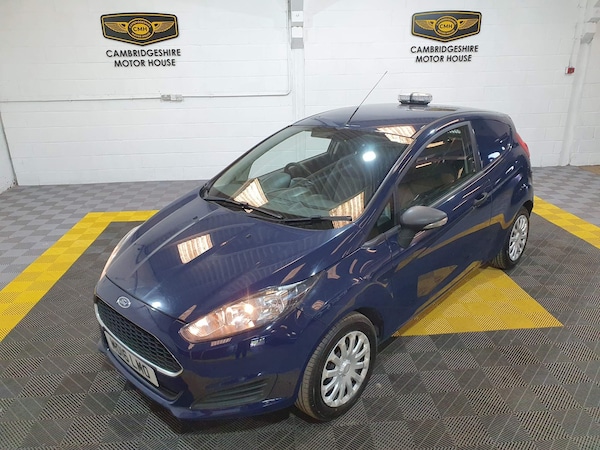 Used Ford Fiesta Van 2016 for sale - 74382797: Photo 15
