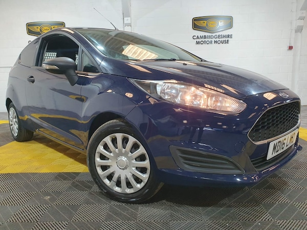 Used Ford Fiesta Van 2016 for sale - 74382797: Photo 1