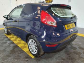 Used Ford Fiesta Van 2016 for sale - 74382797: Photo