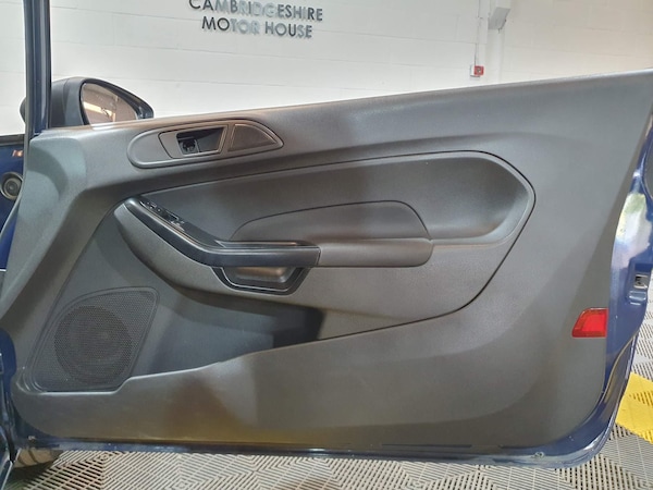 Used Ford Fiesta Van 2016 for sale - 74382797: Photo 37