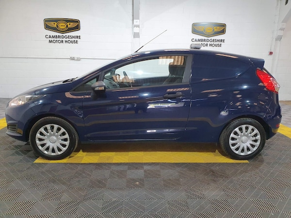 Used Ford Fiesta Van 2016 for sale - 74382797: Photo 3
