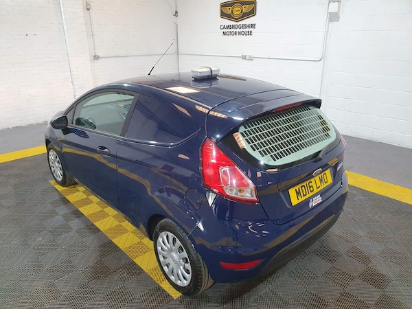 Used Ford Fiesta Van 2016 for sale - 74382797: Photo 42