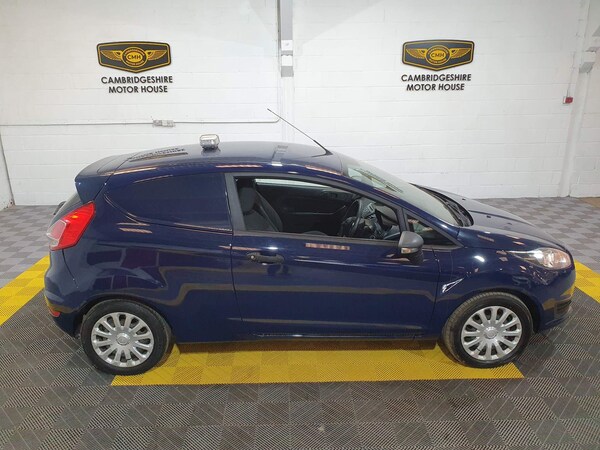 Used Ford Fiesta Van 2016 for sale - 74382797: Photo 47