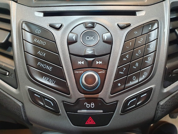 Used Ford Fiesta Van 2016 for sale - 74382797: Photo 6