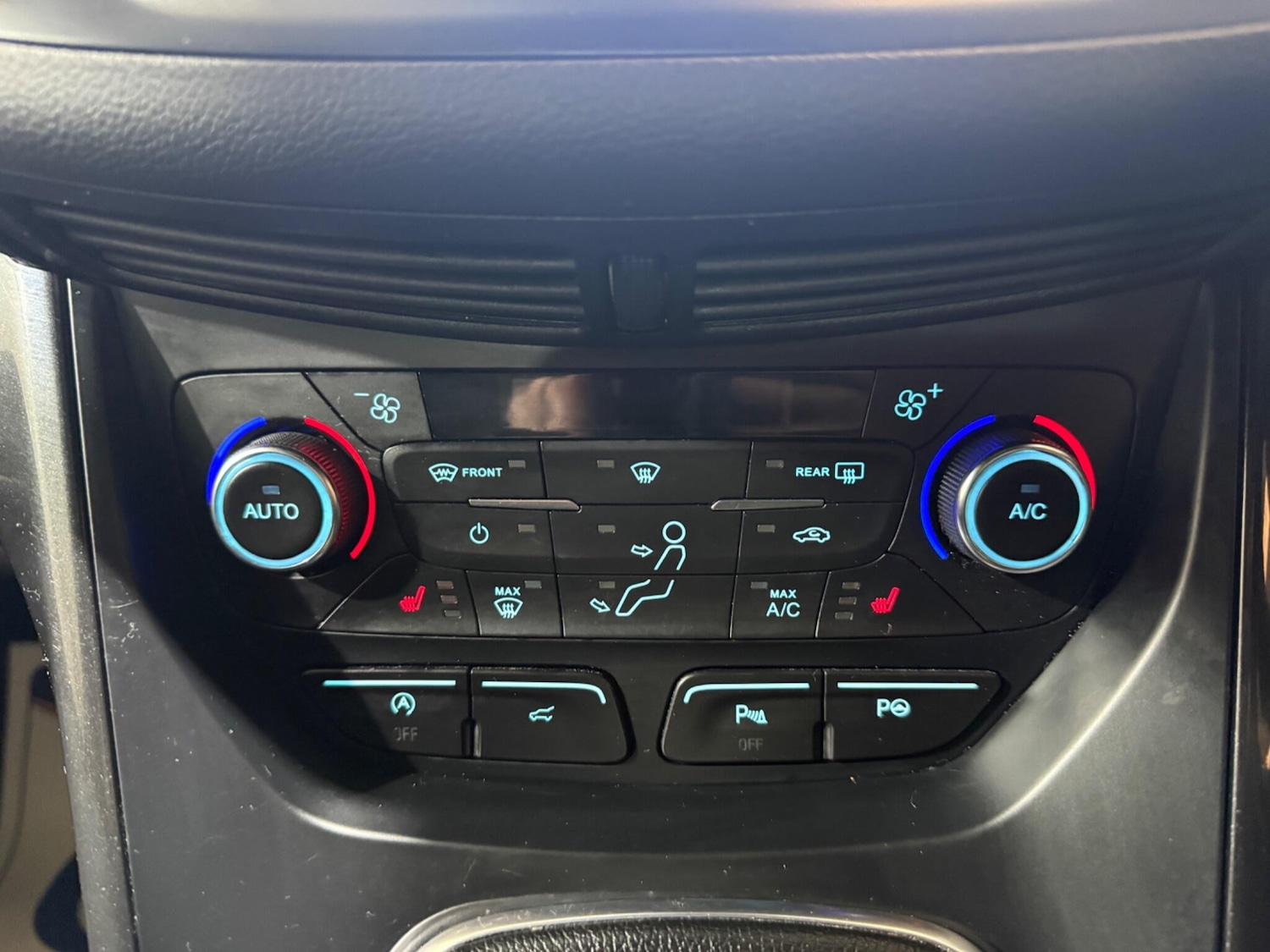 Used Ford Kuga 2018 for sale - 77537643: Photo 19