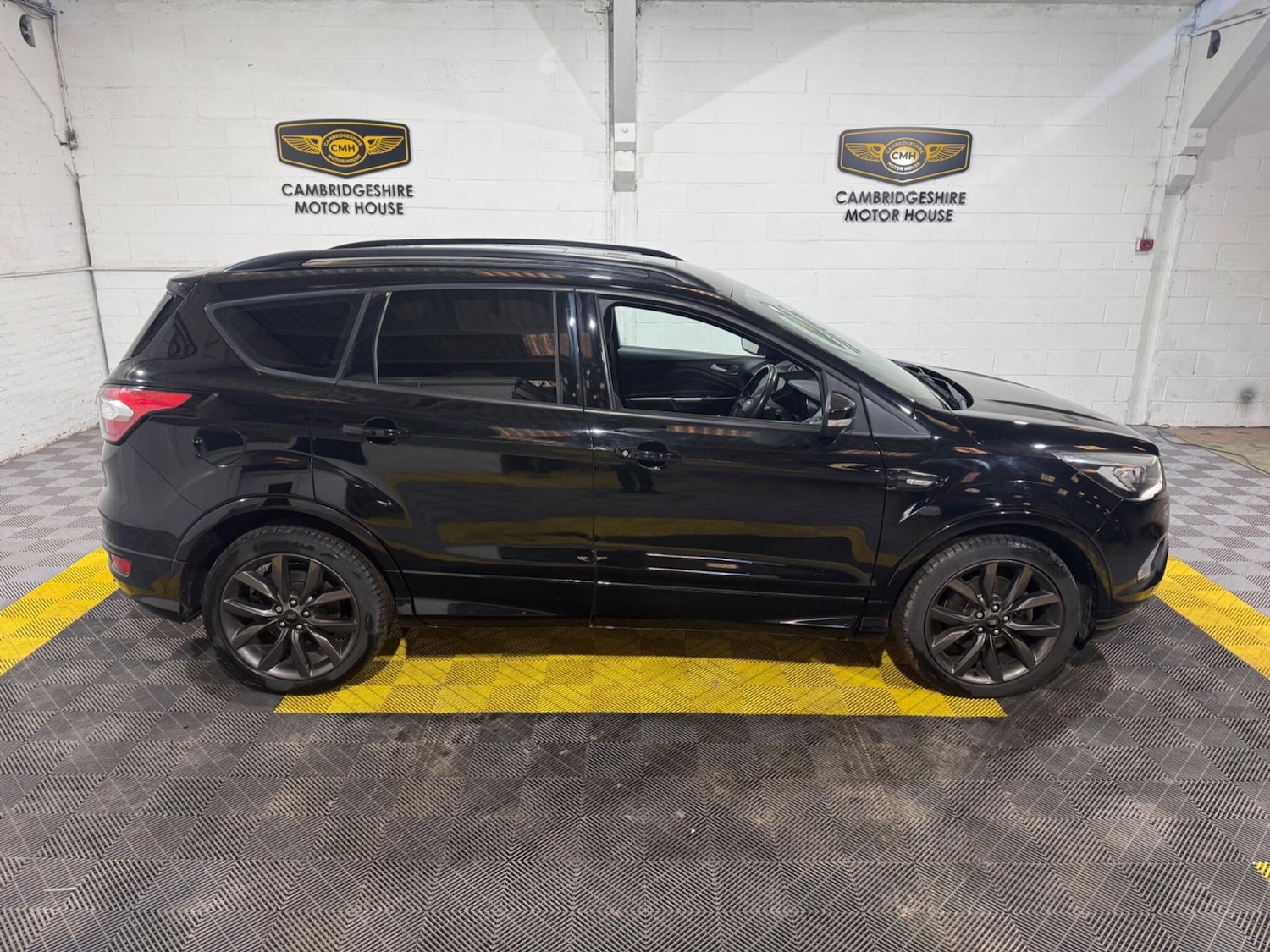 Used Ford Kuga 2018 for sale - 77537643: Photo 21