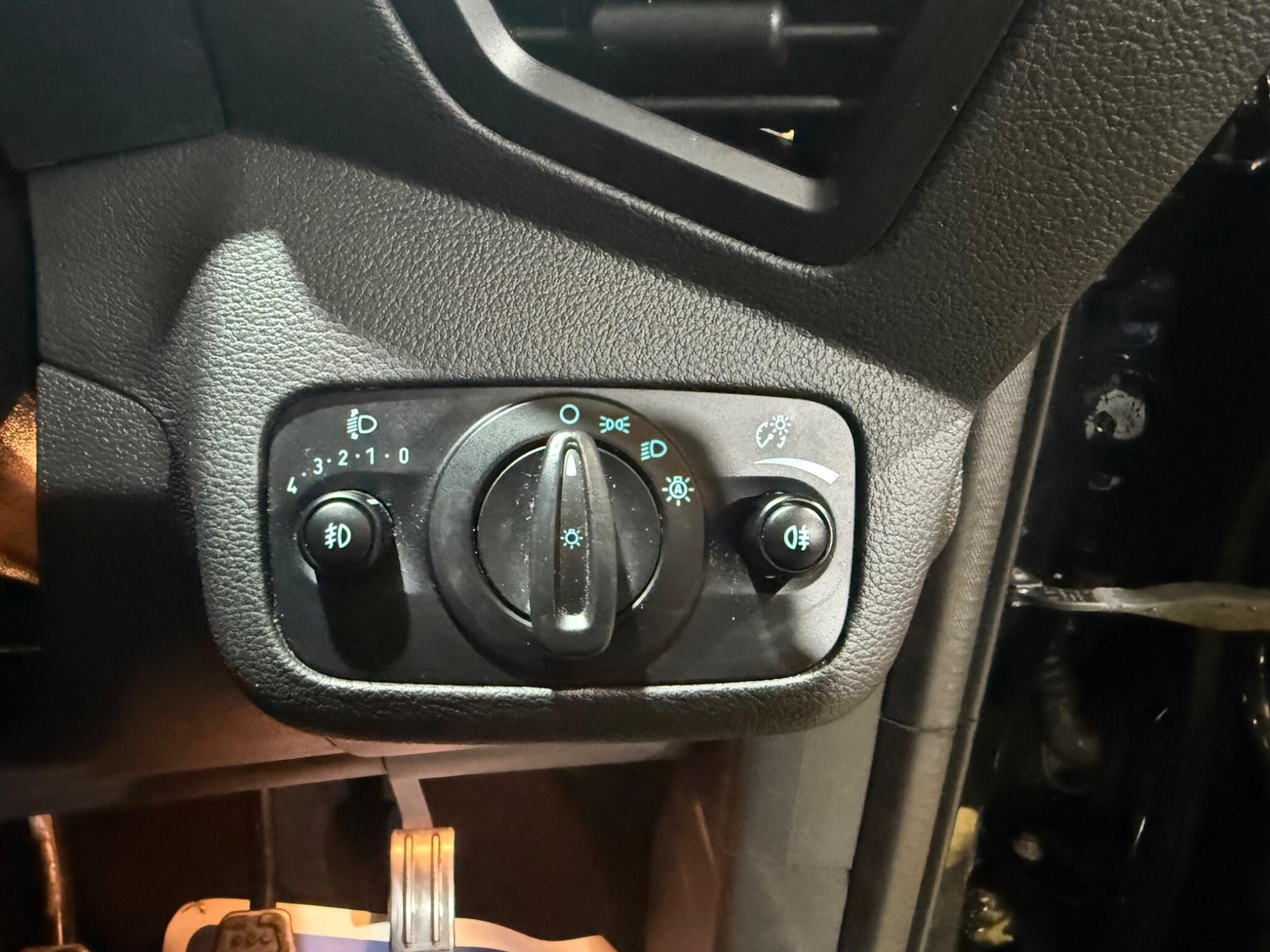 Used Ford Kuga 2018 for sale - 77537643: Photo 31